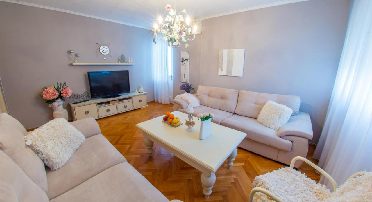 Luxe Living In Mostar Ngoại thất bức ảnh